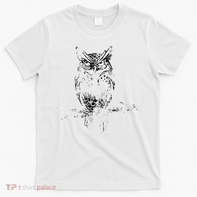 Great Horned Owl Distressed Design T-Shirt