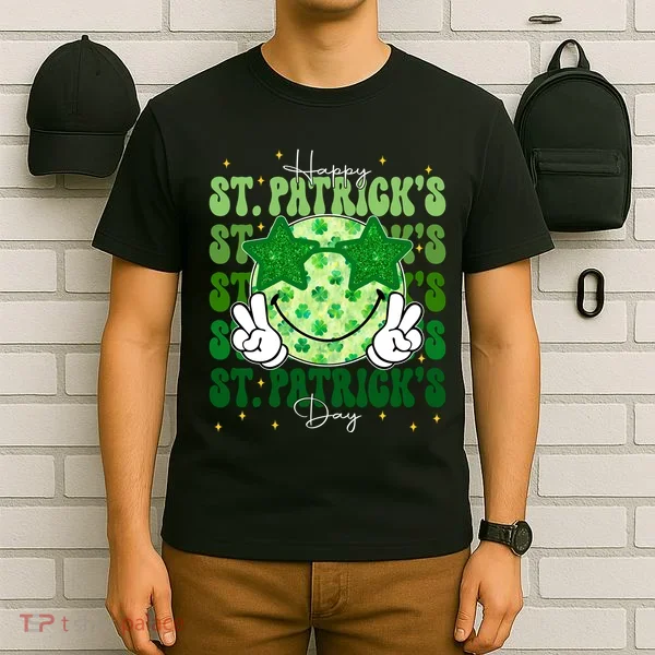 Groovy Happy St Patricks Day Shamrock T-Shirt