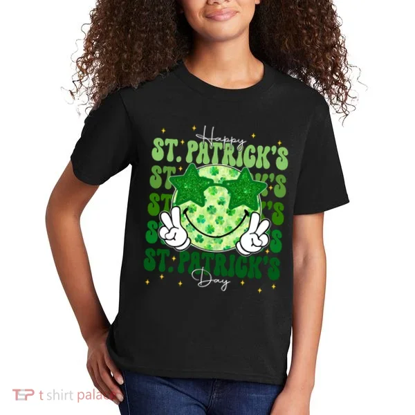 Groovy Happy St Patricks Day Shamrock Kids T-Shirt