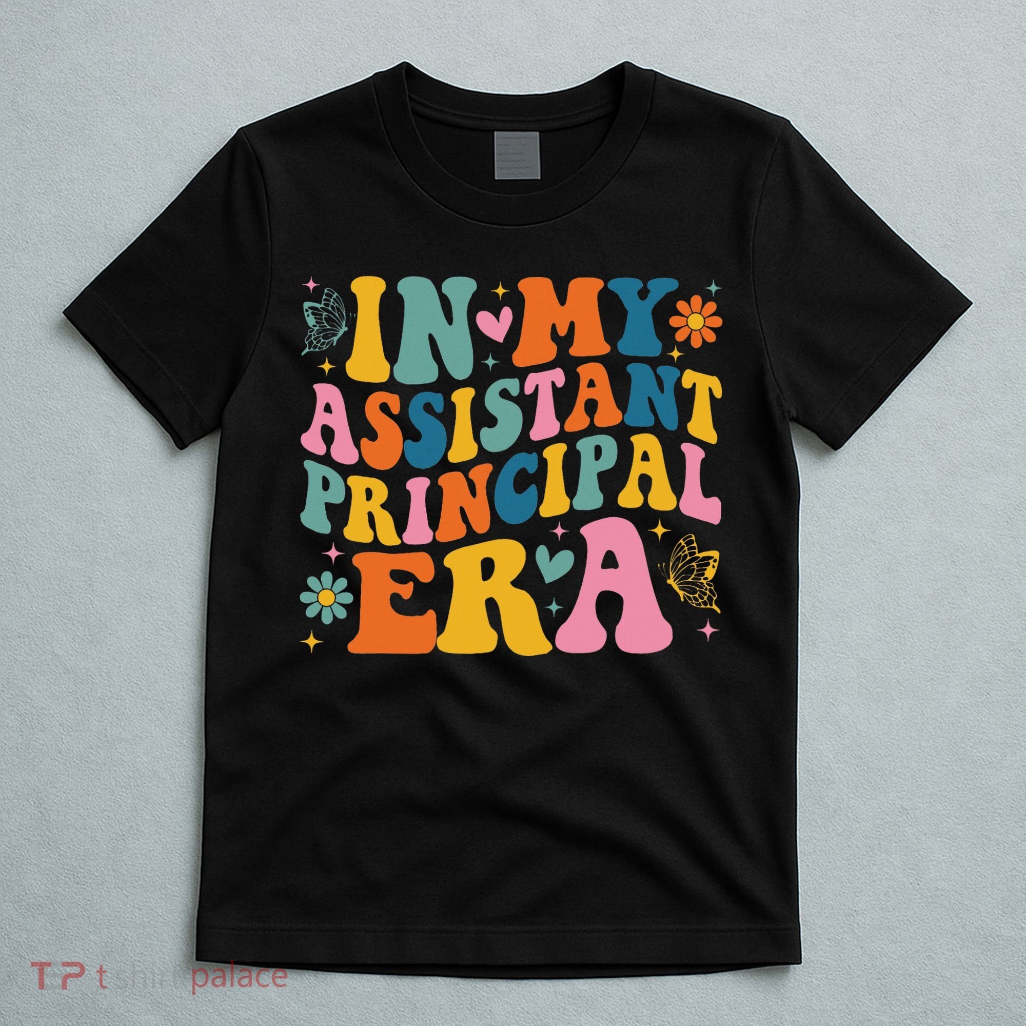 Groovy In My Assistant Principal Era School Worker T-Shirt