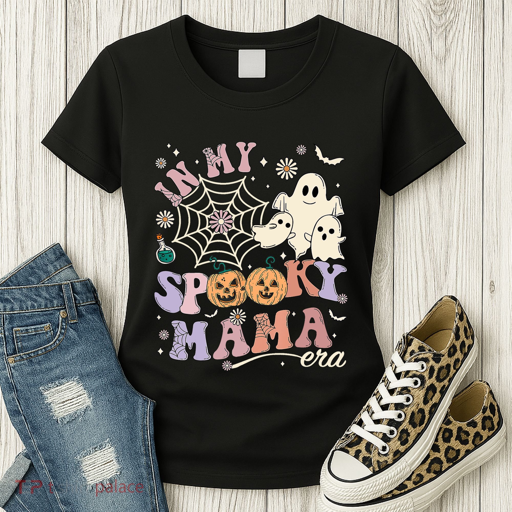 Groovy In My Spooky Mama Era Ghost Pumpkin Halloween Wo Women's T-Shirt