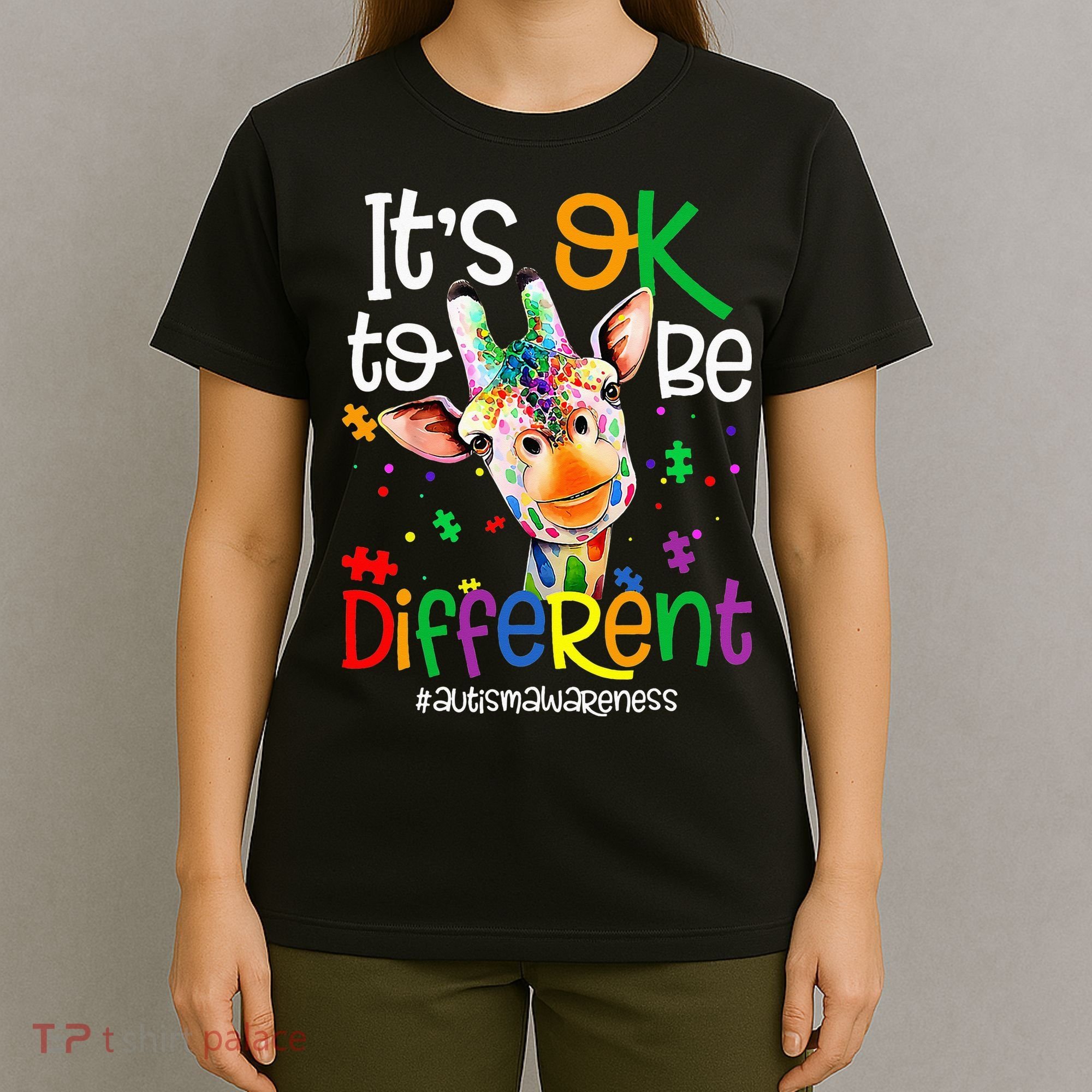 giraffe its okay to be different ASD Awareness T-Shirt