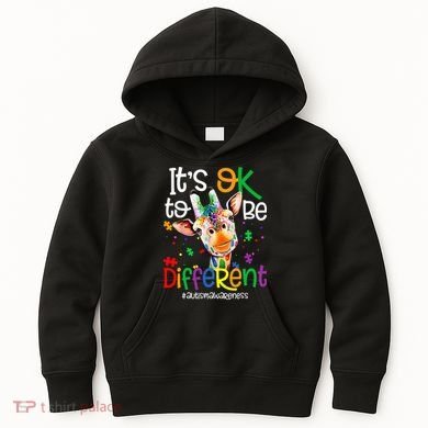 giraffe its okay to be different ASD Awareness Kids Hoodie