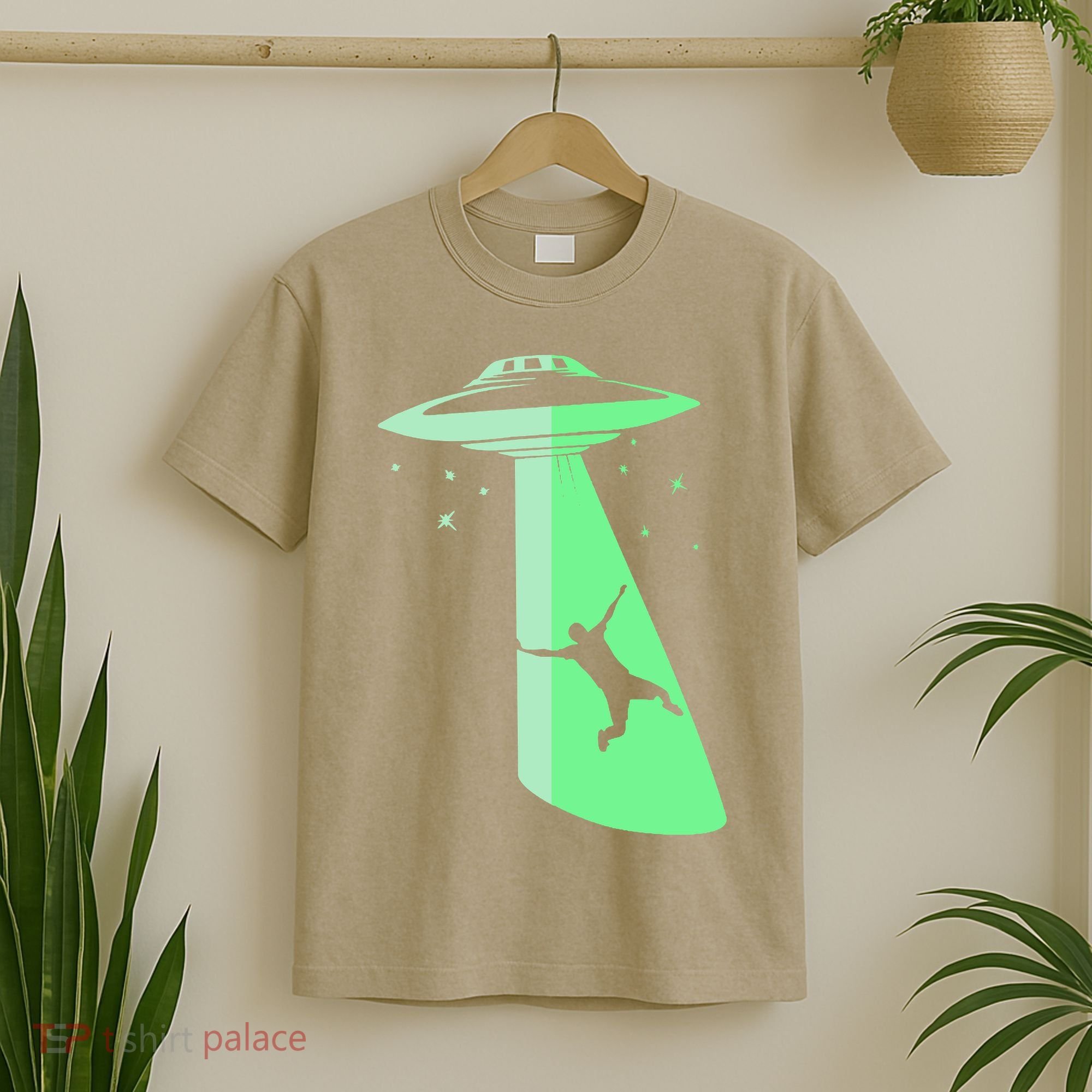 Glow In The Dark Ufo Abduction Night Sci Fi Alien Space Gift Birthday Science T-Shirt