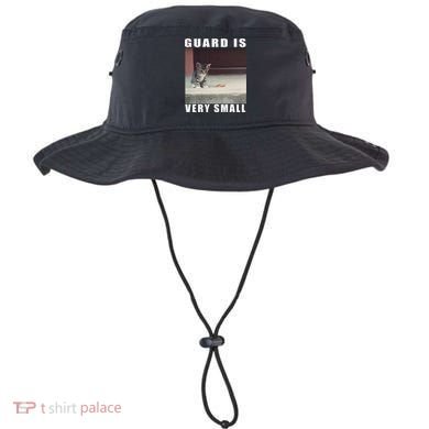Guard Is Very Small Cat Funny Oddly Specific Dank Meme Bucket Hat