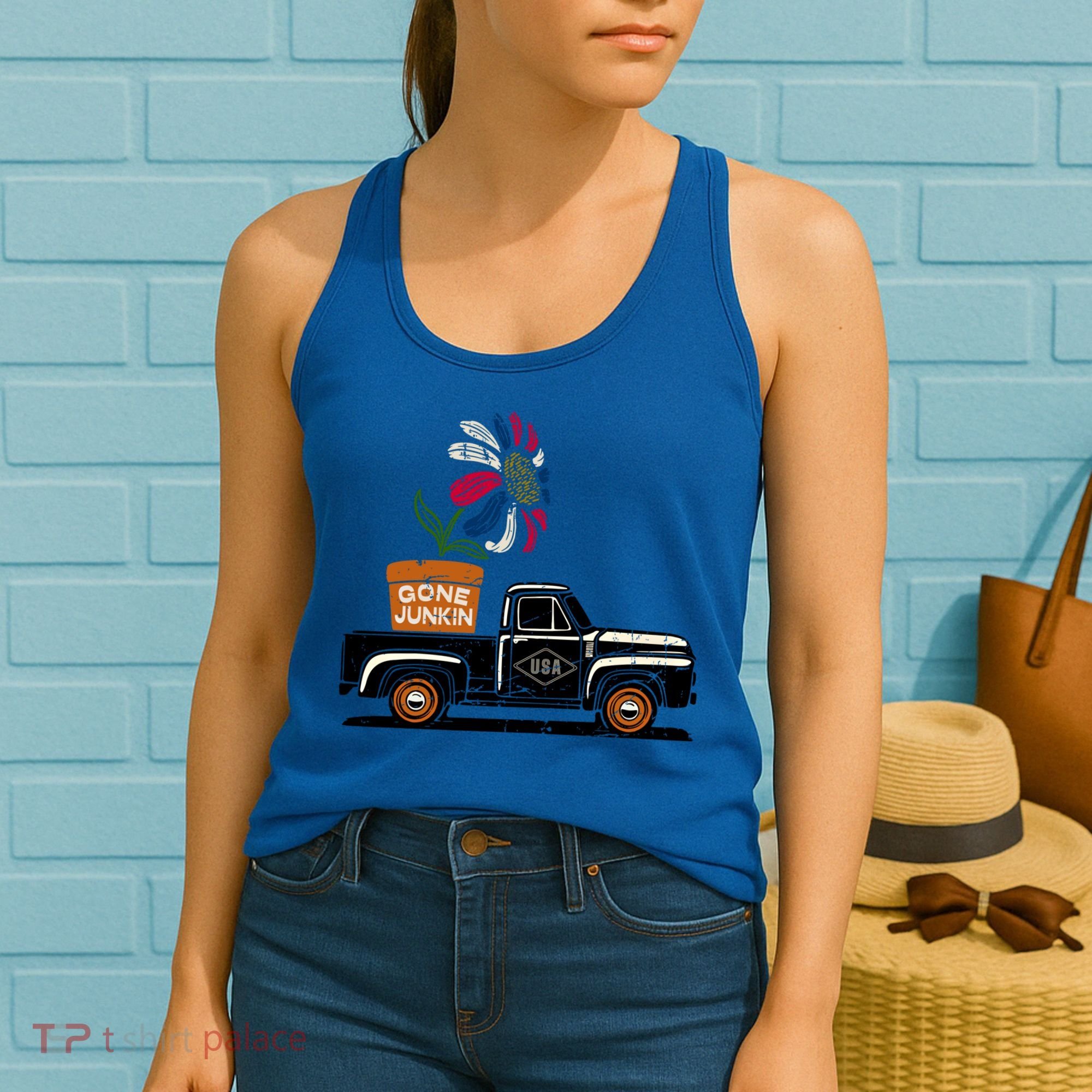 Gone Junkin Gift Antique Junk Thrifting Hunt Patriotic American Cute Gift Women's Tank Top