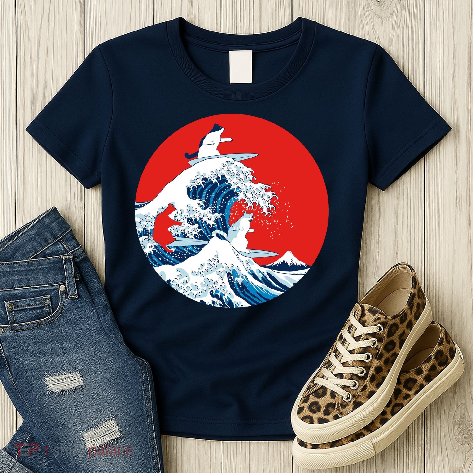 Great Kanagawa Wave Of Cats Women's T-Shirt