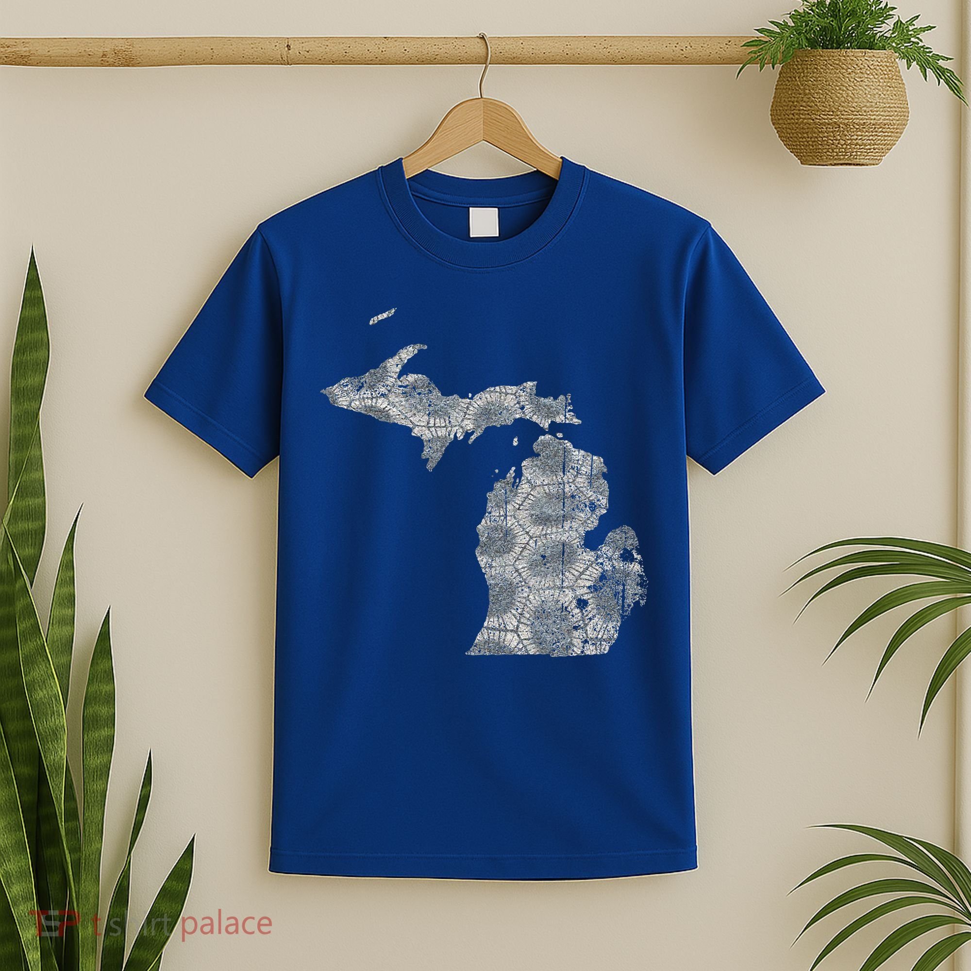 Great Lakes Shaped Women Summer Petoskey Stone Michigan T-Shirt