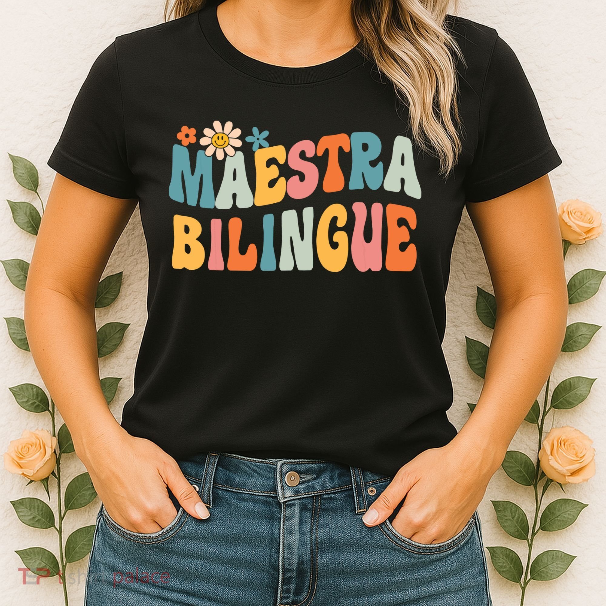 Groovy Maestra Bilingue Spanish Teacher Retro Women's T-Shirt