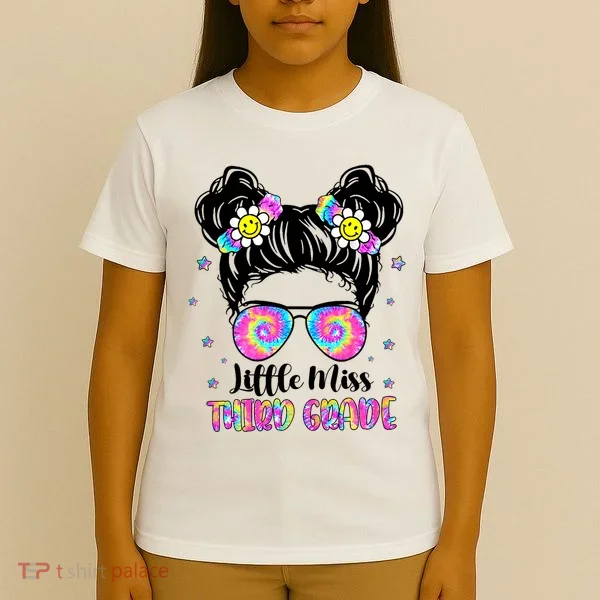 Groovy Messy Bun Third Grade Back To School T-Shirt