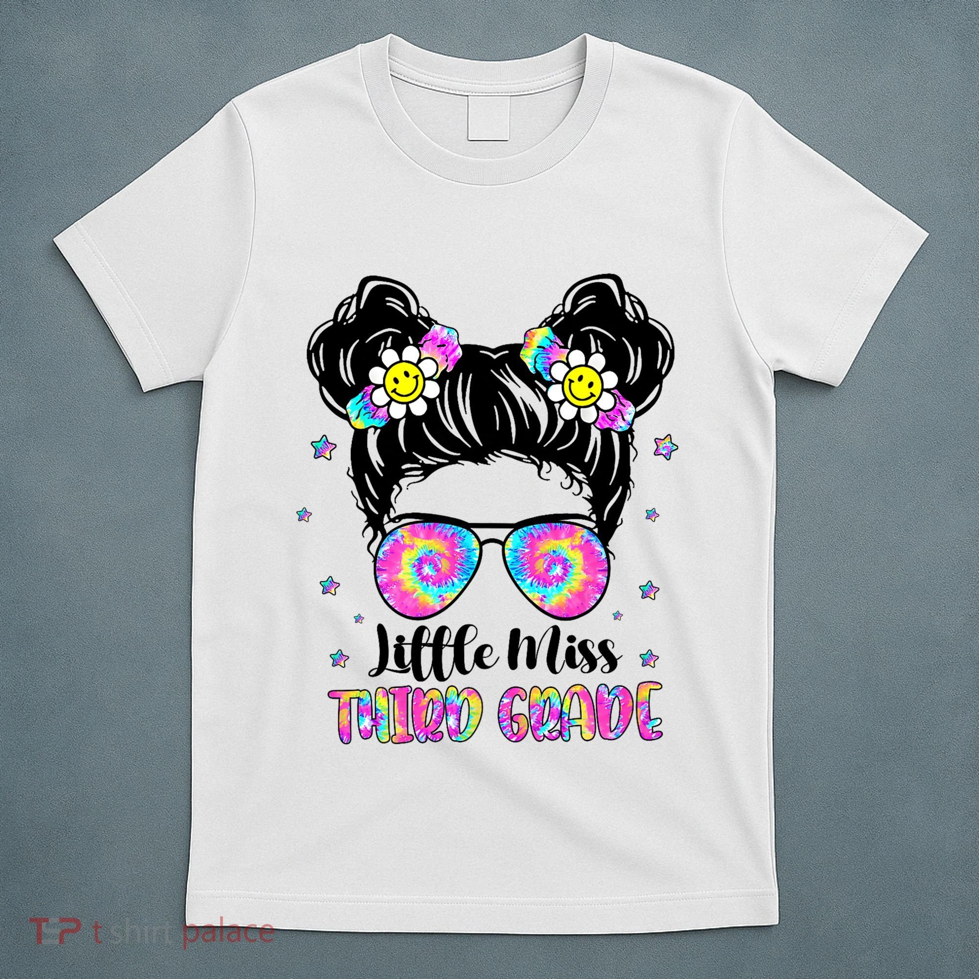 Groovy Messy Bun Third Grade Back To School T-Shirt