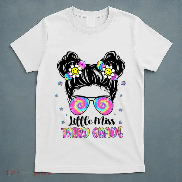 Groovy Messy Bun Third Grade Back To School T-Shirt