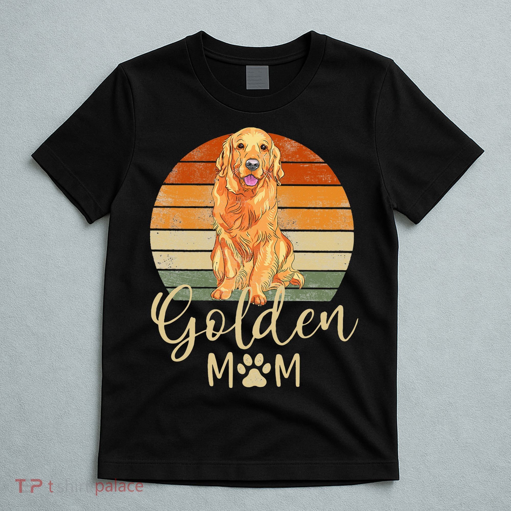 Golden Mom Retro Sunset Golden Retriever Lover Gift Dog Mama T-Shirt