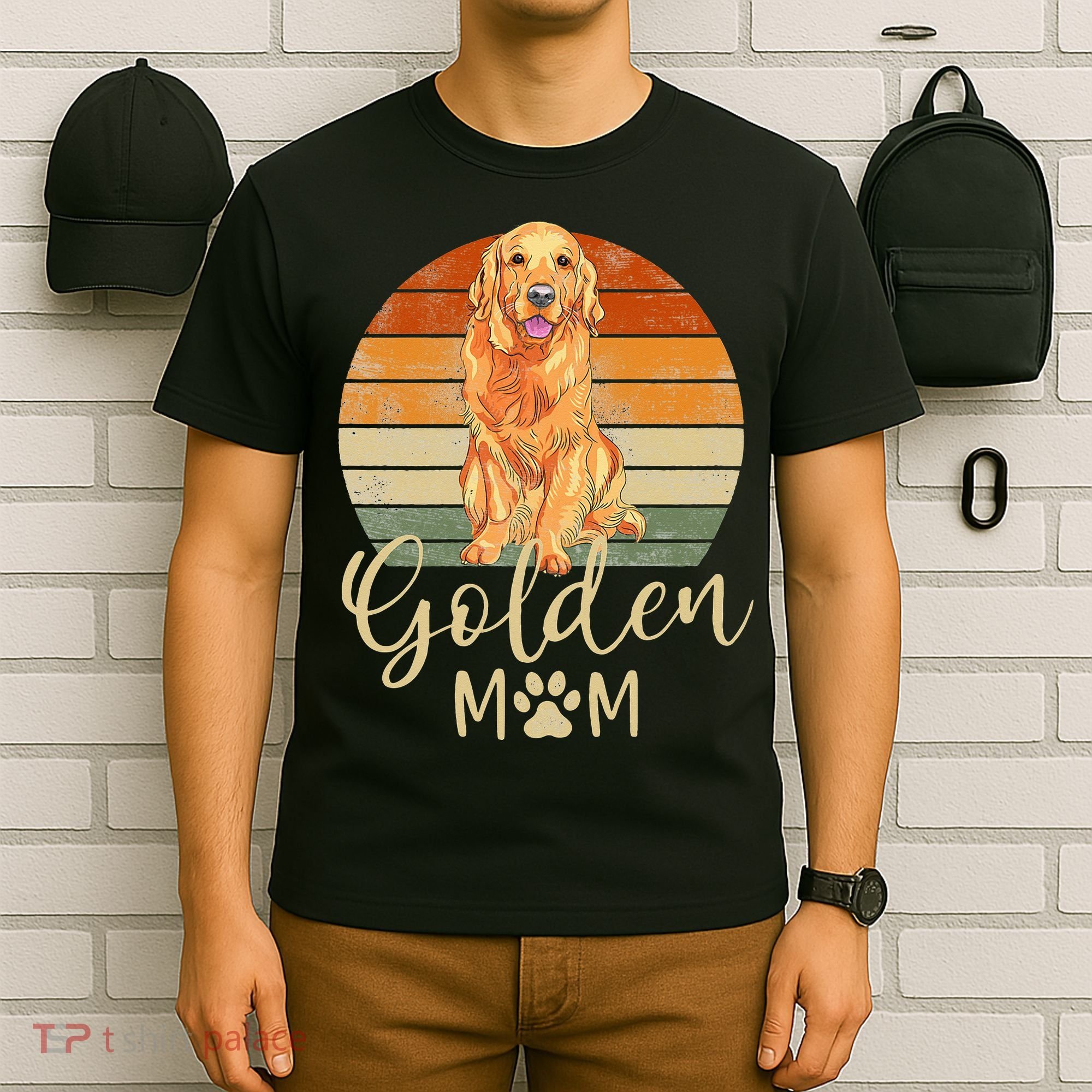 Golden Mom Retro Sunset Golden Retriever Lover Gift Dog Mama T-Shirt