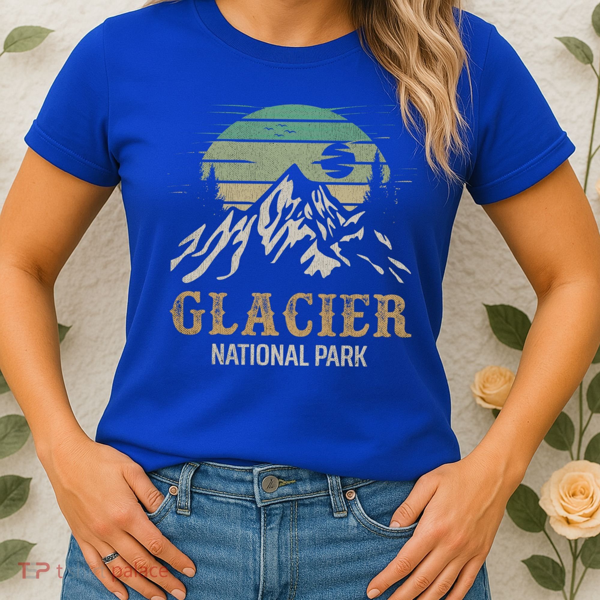 Glacier National Park Merchandise Retro Glacier Souvenirs Cute Gift Women's T-Shirt