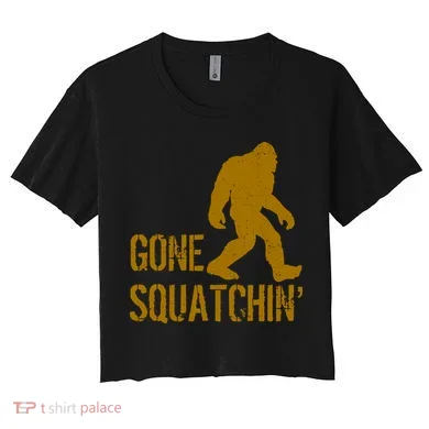 Gone Squatchhin Women's Crop Top Tee