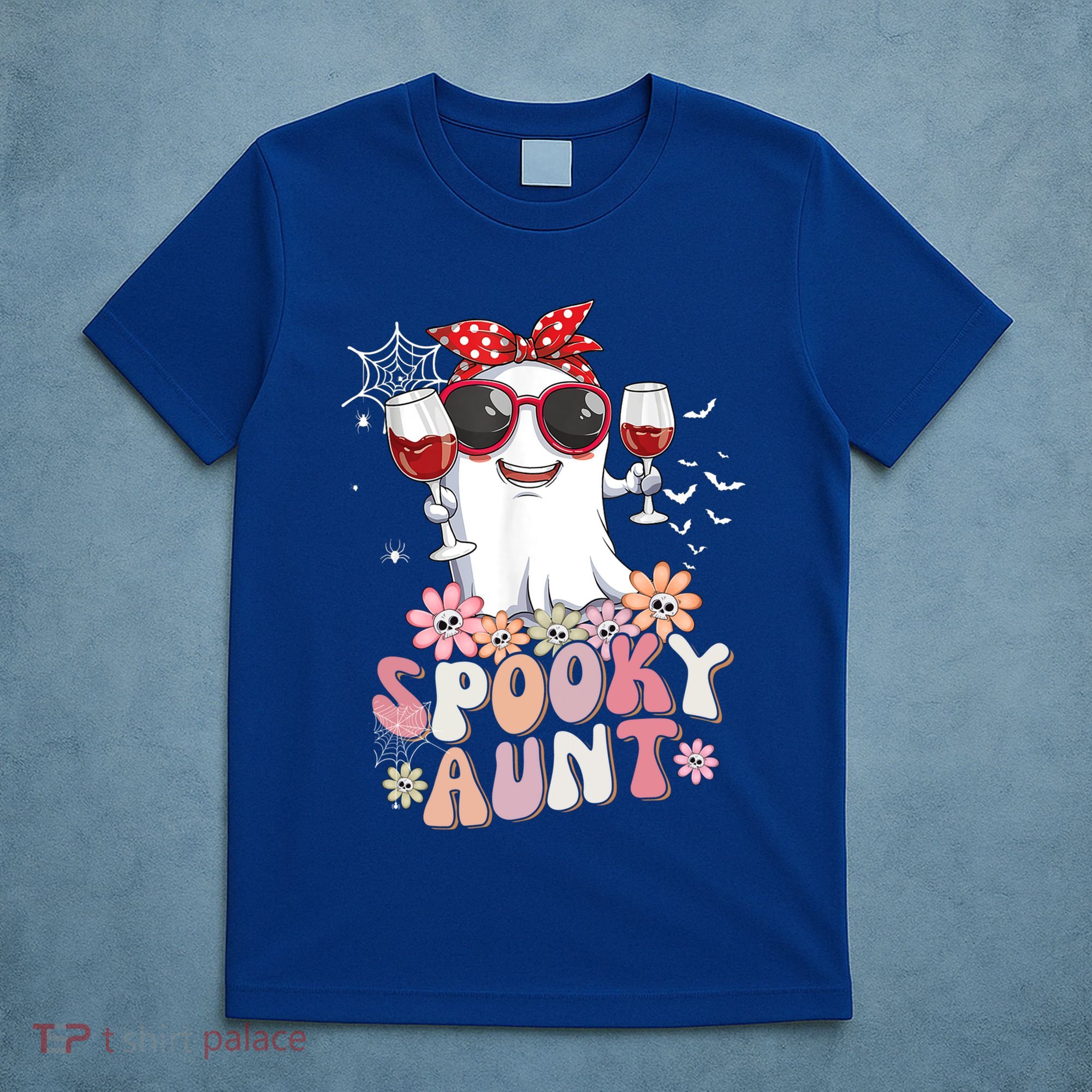 Groovy One Spooky Aunt Retro Ghost Witch Mom Halloween Gift T-Shirt