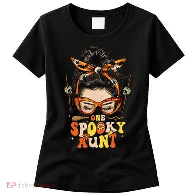 Groovy One Spooky Aunt Messy Bun Women Hippie Halloween Women's T-Shirt