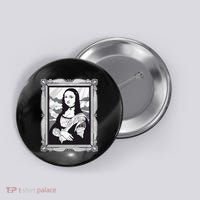 Gothic Mona Lisa Button thumb 0