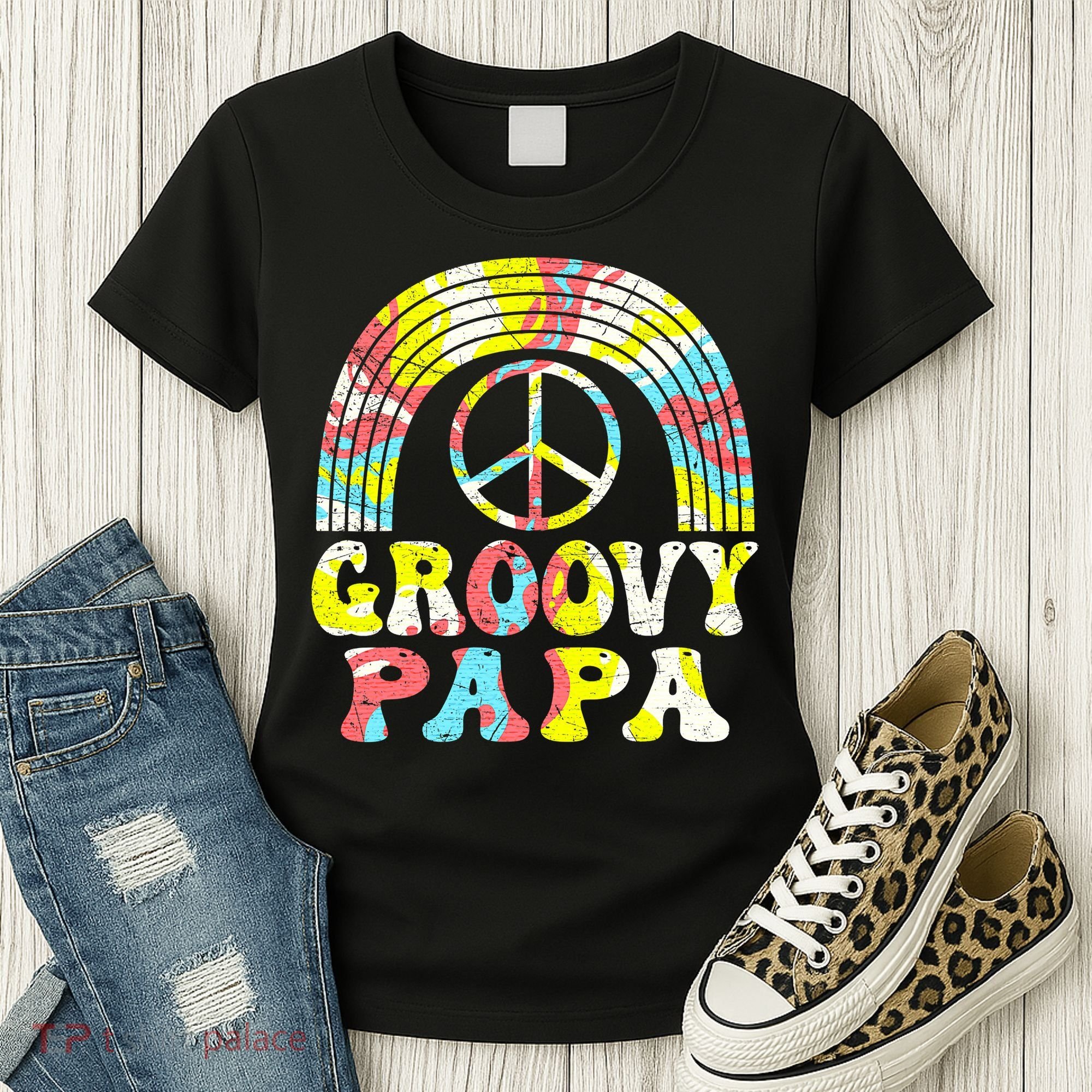 Groovy Papa 70s Aesthetic Nostalgia 1970s Retro Groovy Dad Women's T-Shirt