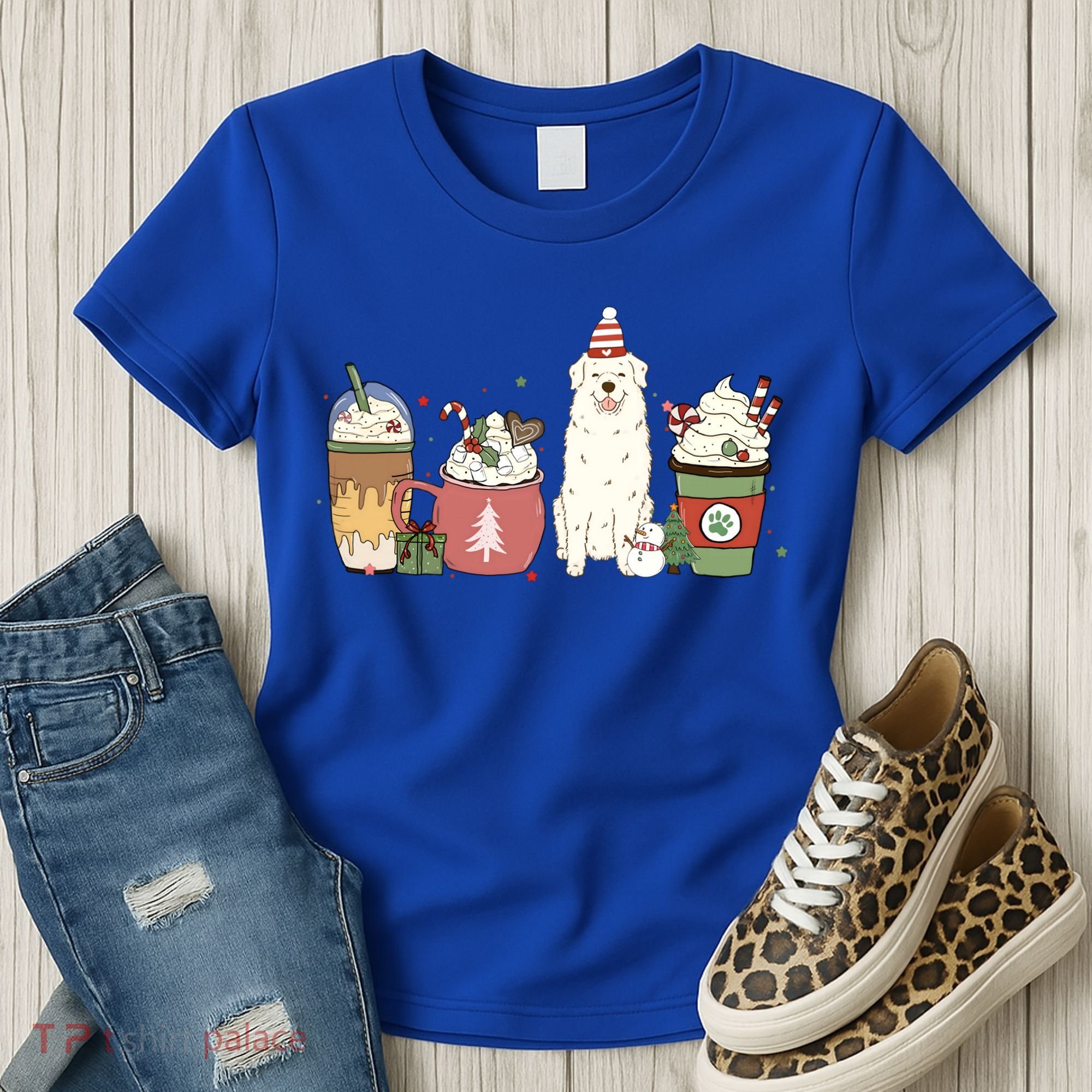Great Pyrenees Coffee Latte Winter Christmas Dog Mom Holiday Great Gift Women's T-Shirt