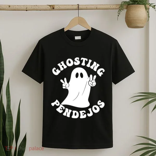Ghosting Pendejos Funny Mexican Ghost Halloween Meme T-Shirt