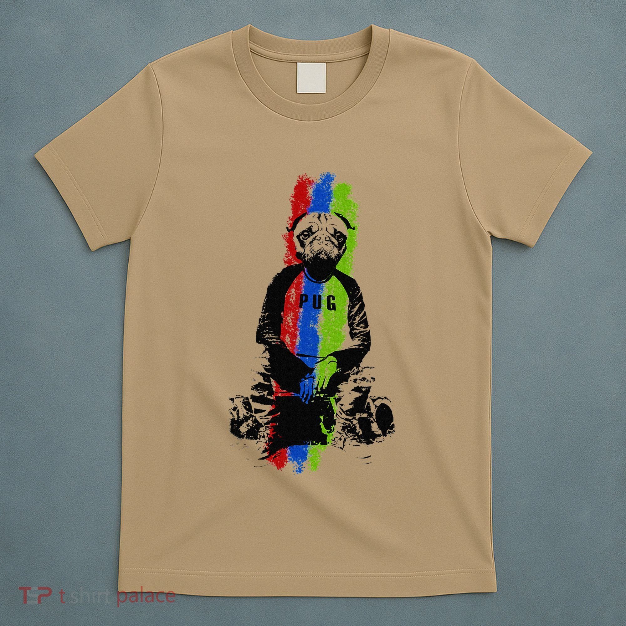 Good Pug Sitting Art T-Shirt