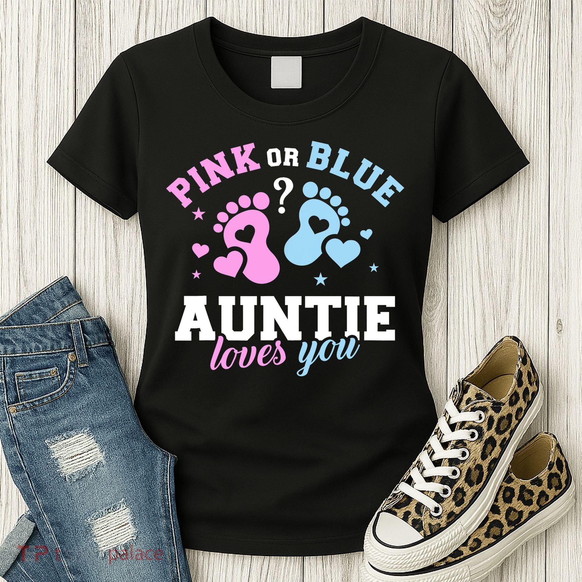 Gender Reveal Auntie Aunt TShirt Women's T-Shirt