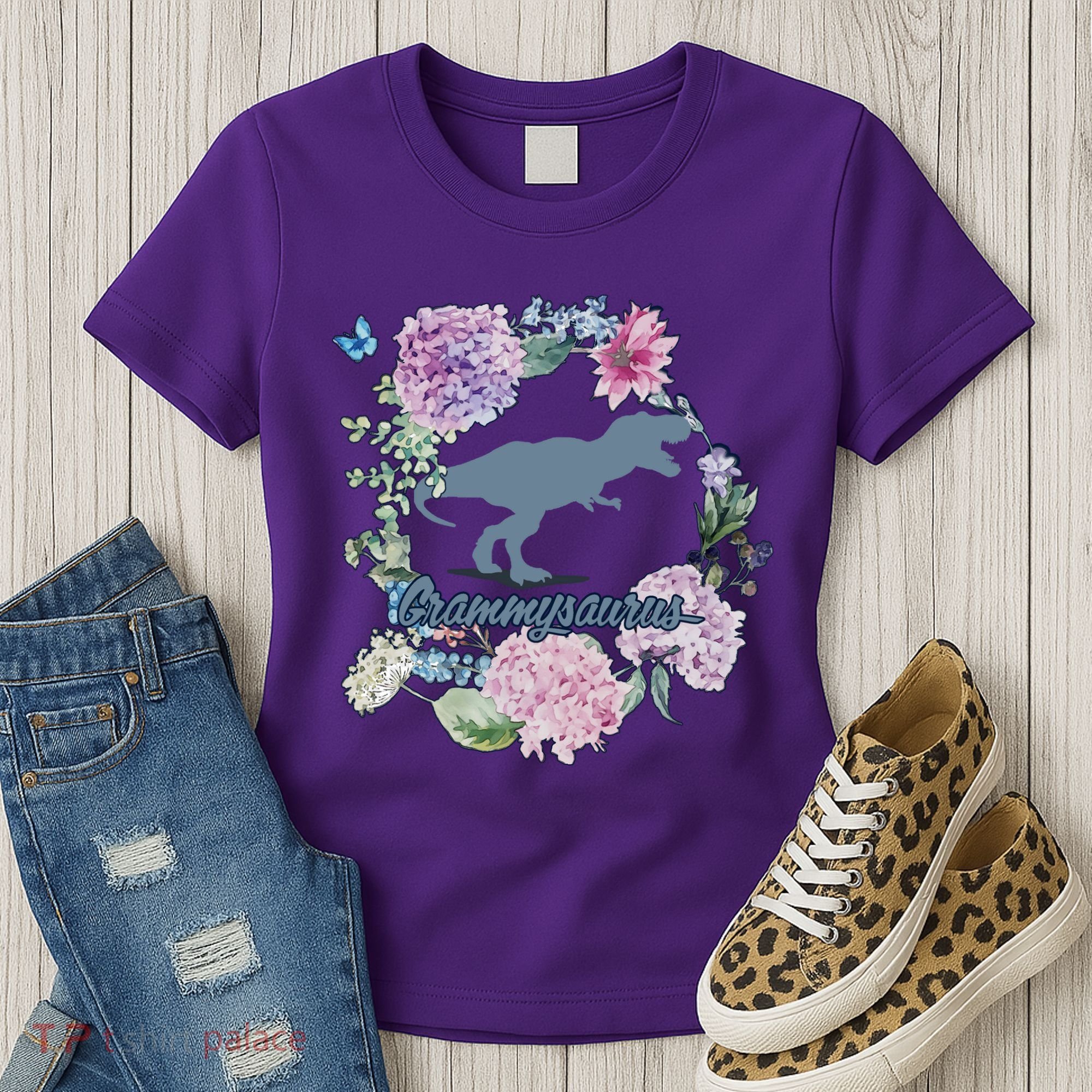 Grammysaurus Dinosaur Grammy Saurus Women's T-Shirt
