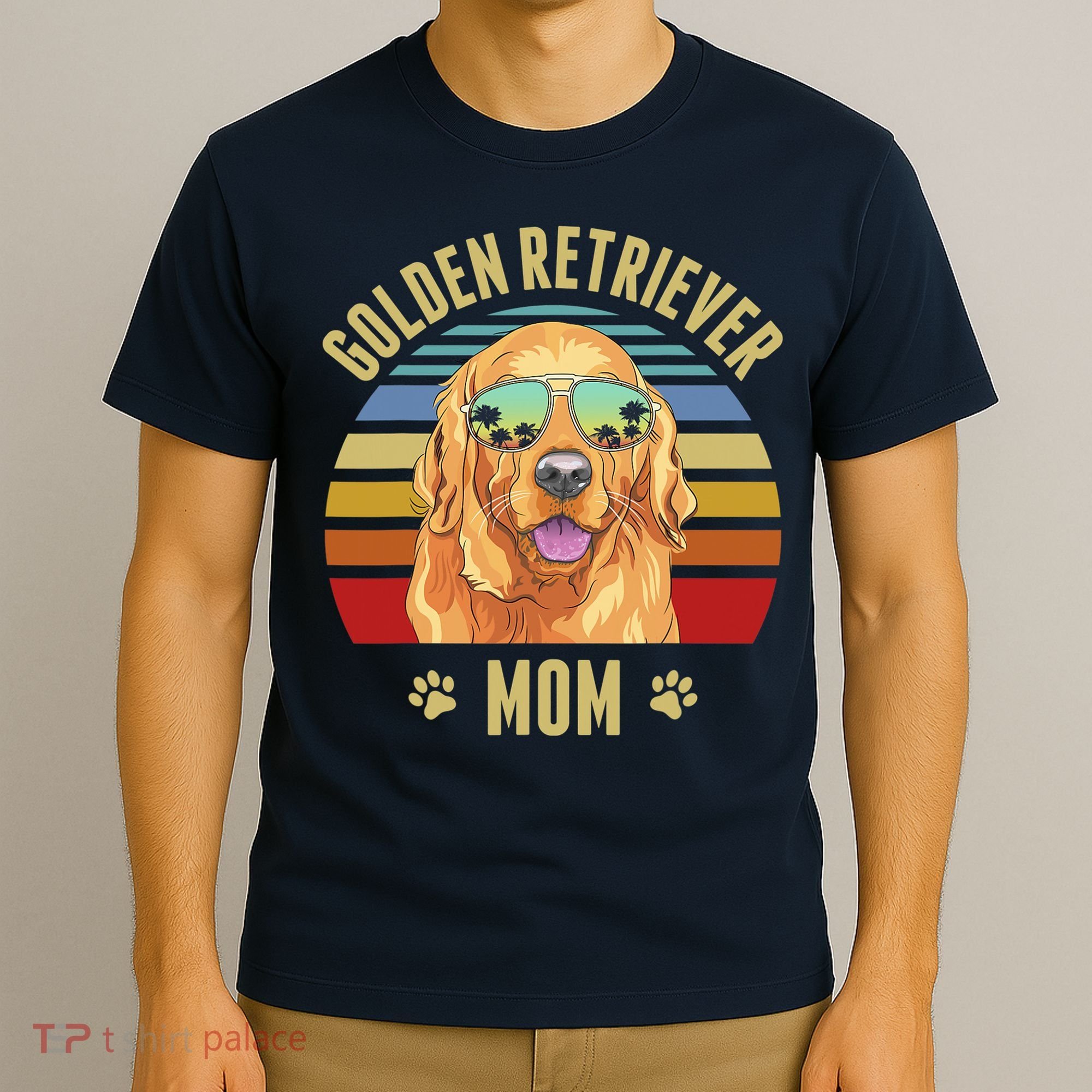 Golden Retriever Best Dog Mom Ever Retro Sunset Beach Vibe T-Shirt