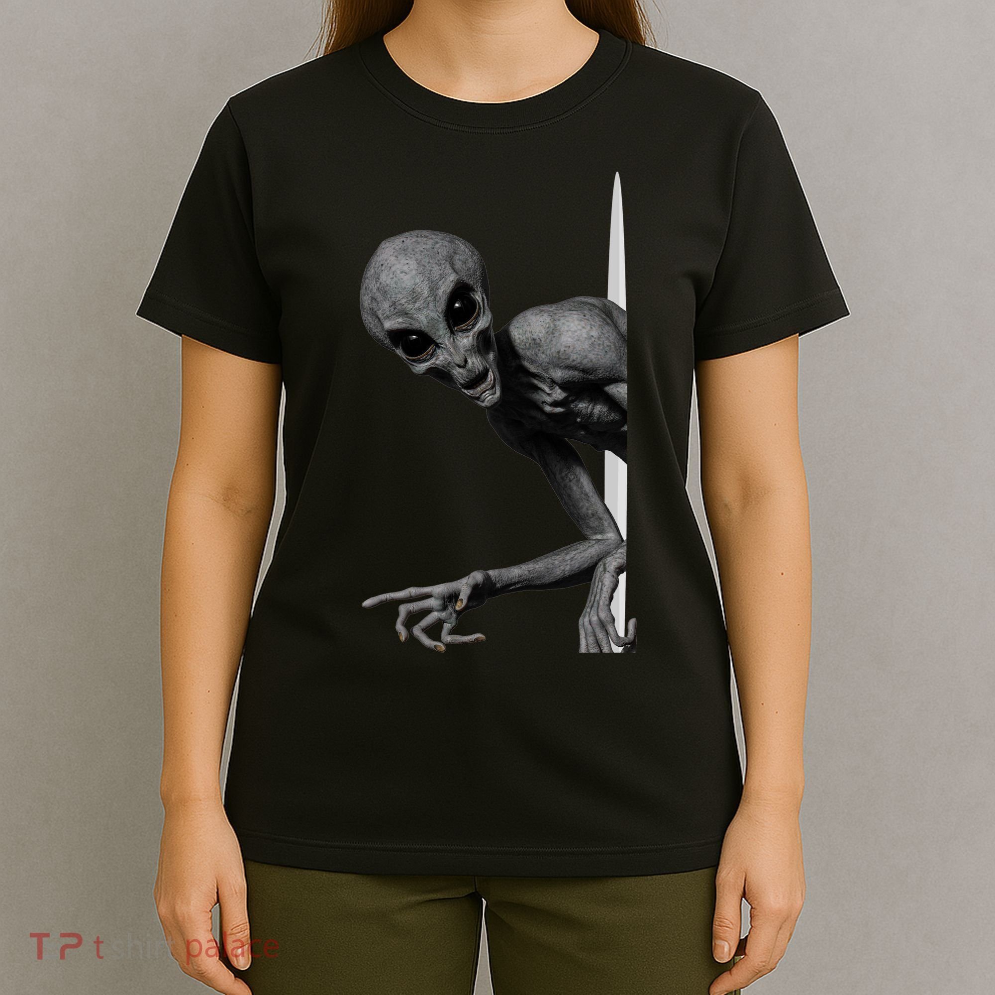 Grey Alien Peaking  Area 51 UFO Abduction T-Shirt