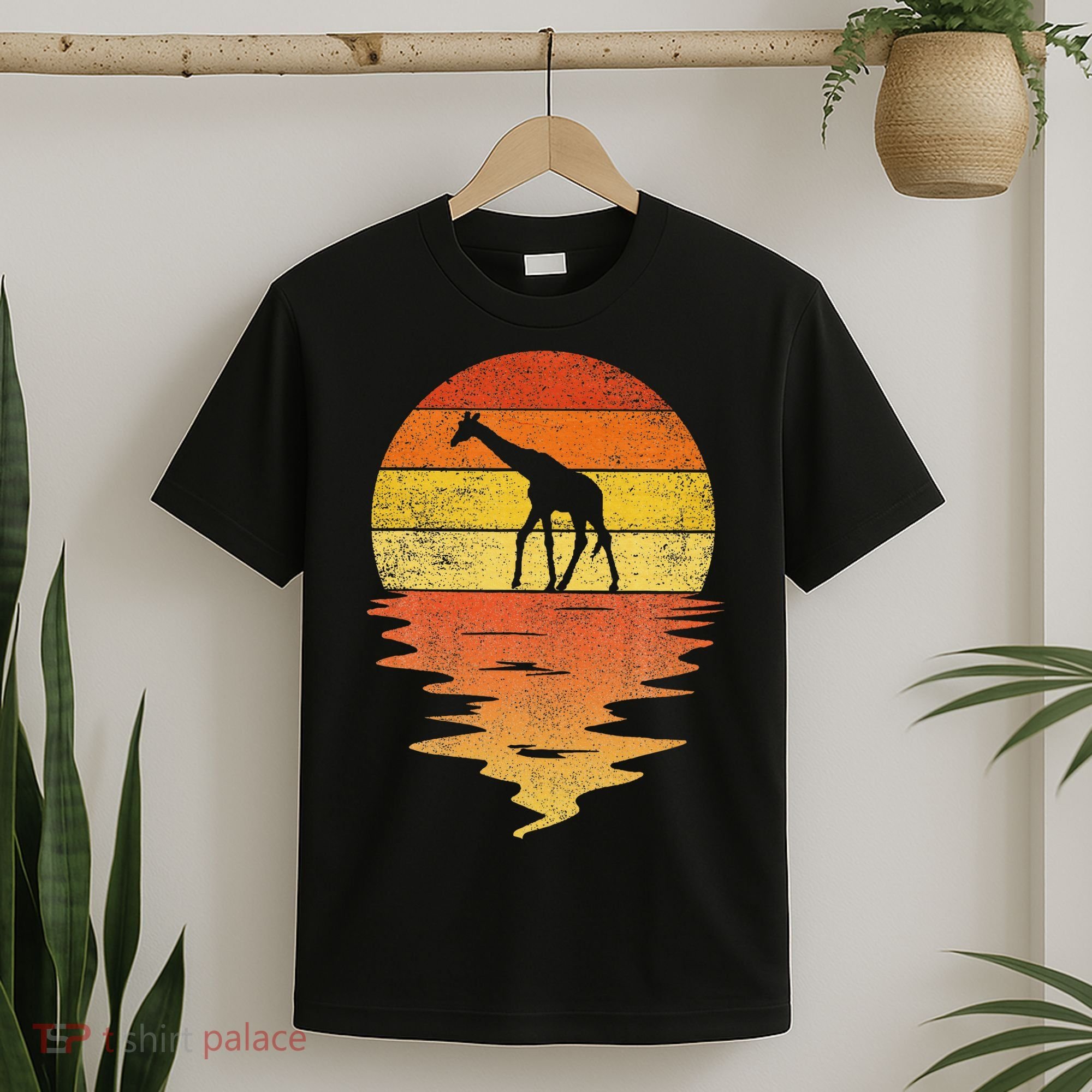Giraffe Retro Sunset 70s Vintage Giraffe T-Shirt