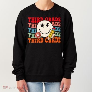 Groovy Retro Third Grade Back To School Students Teachers Women's Sweatshirt