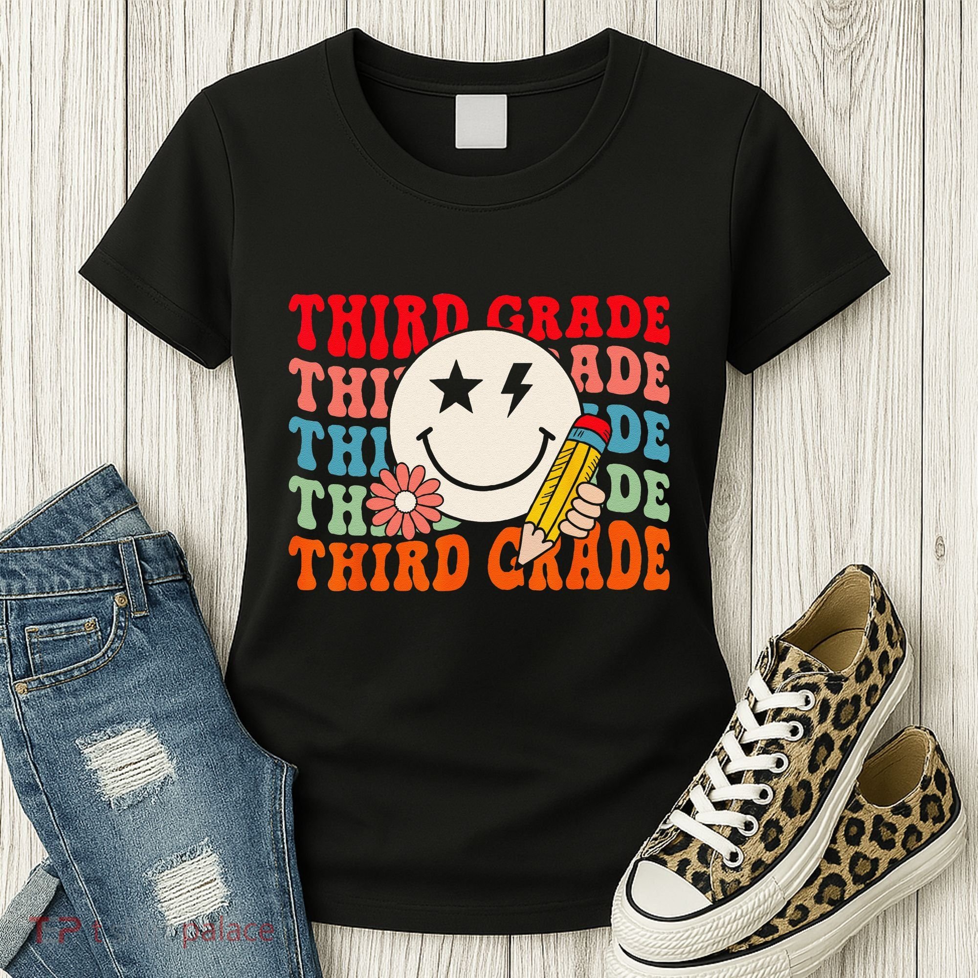 Groovy Retro Third Grade Back To School Students Teachers Women's T-Shirt