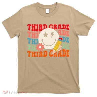Groovy Retro Third Grade Back To School Students Teachers T-Shirt
