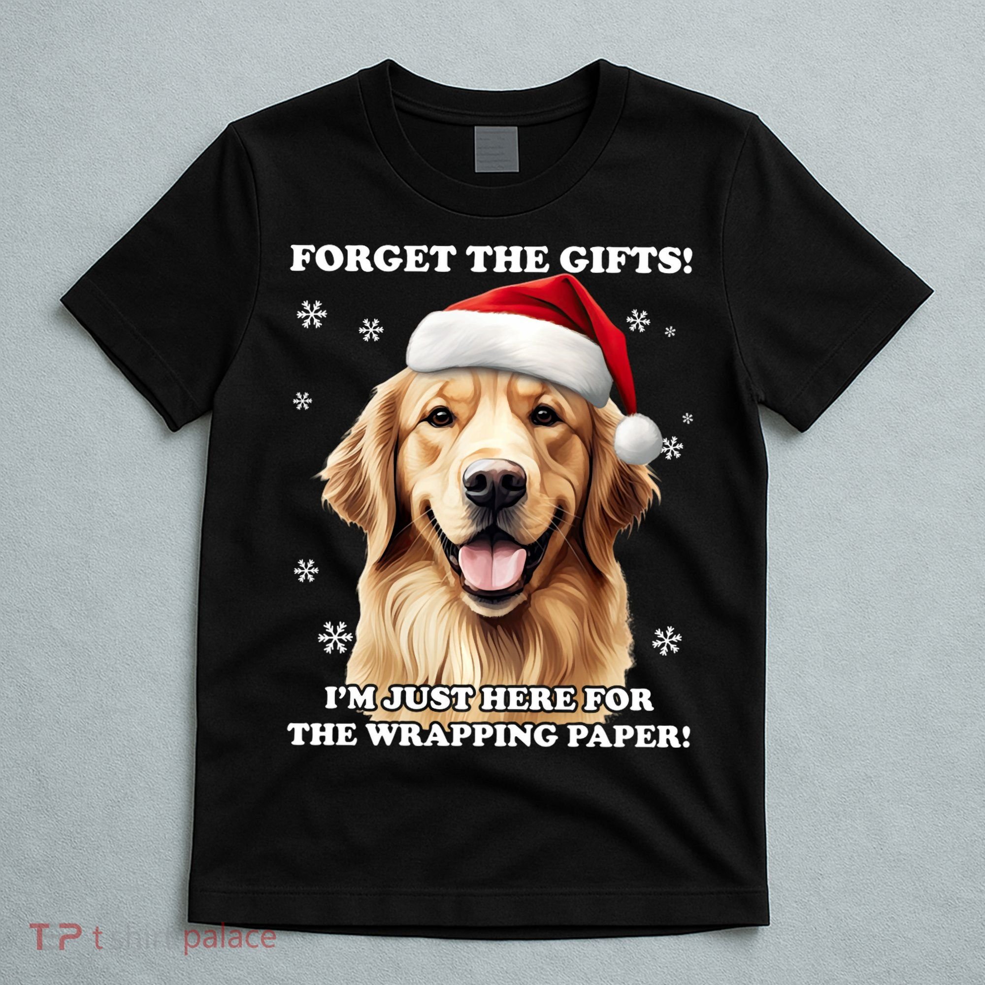Golden Retriever With Christmas Hat For Funny Dog Christmas T-Shirt