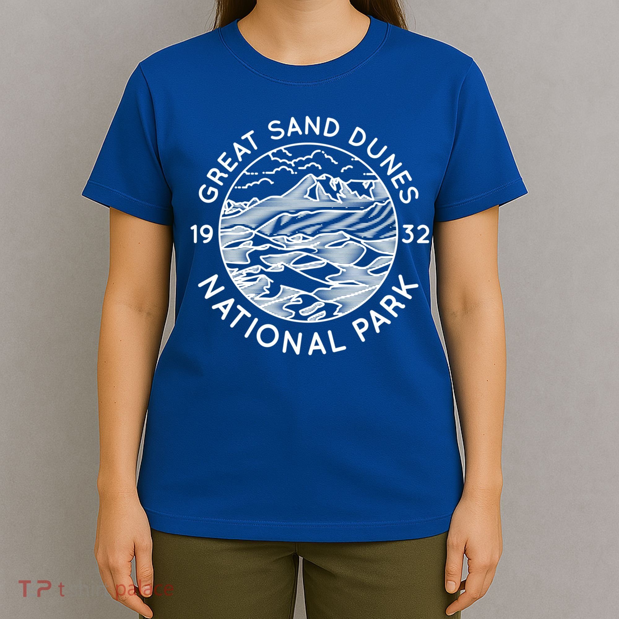 Great Sand Dunes National Park Cool White Line Art Outdoor Great Gift T-Shirt