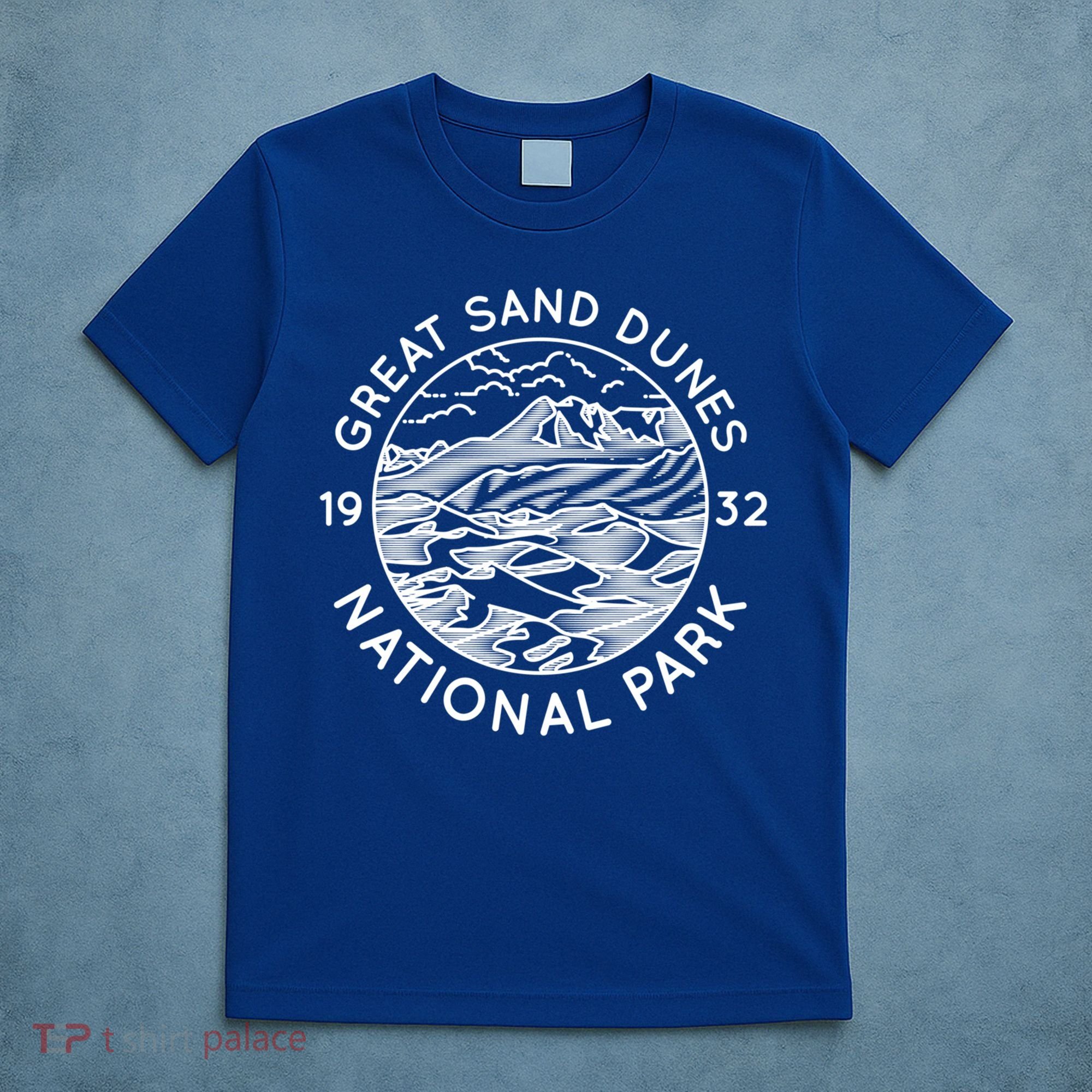 Great Sand Dunes National Park Cool White Line Art Outdoor Great Gift T-Shirt