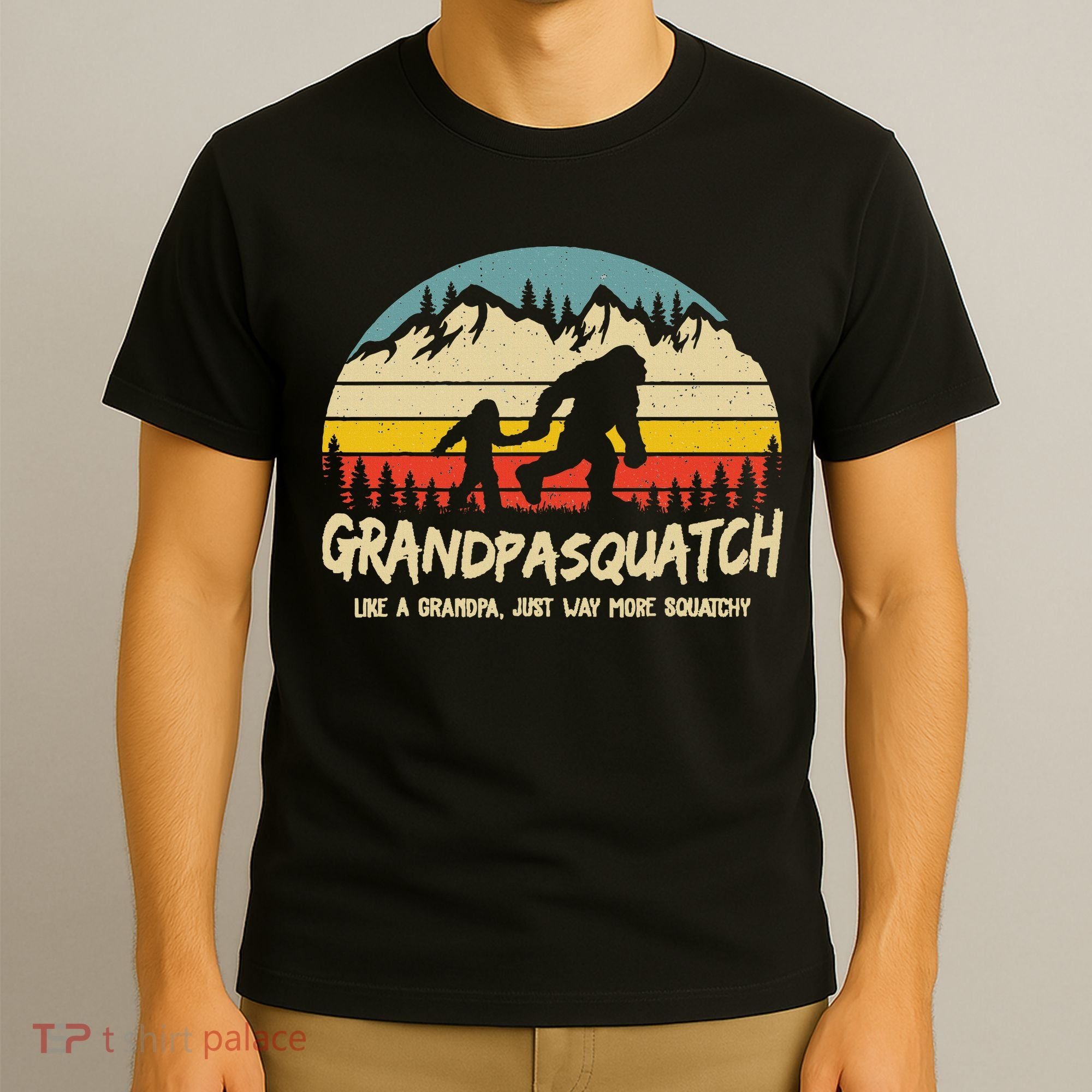 Grandpa Squatch Funny Bigfoot Sasquatch Fathers Day Gift T-Shirt