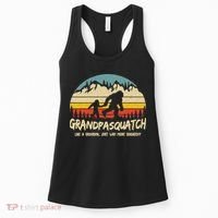 Grandpa Squatch Funny Bigfoot Sasquatch Fathers Day Gift Women's Tank Top thumb 0