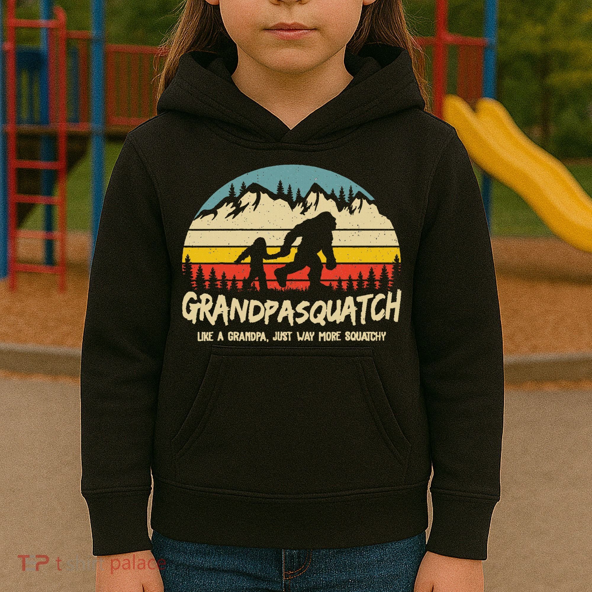 Grandpa Squatch Funny Bigfoot Sasquatch Fathers Day Gift Kids Hoodie