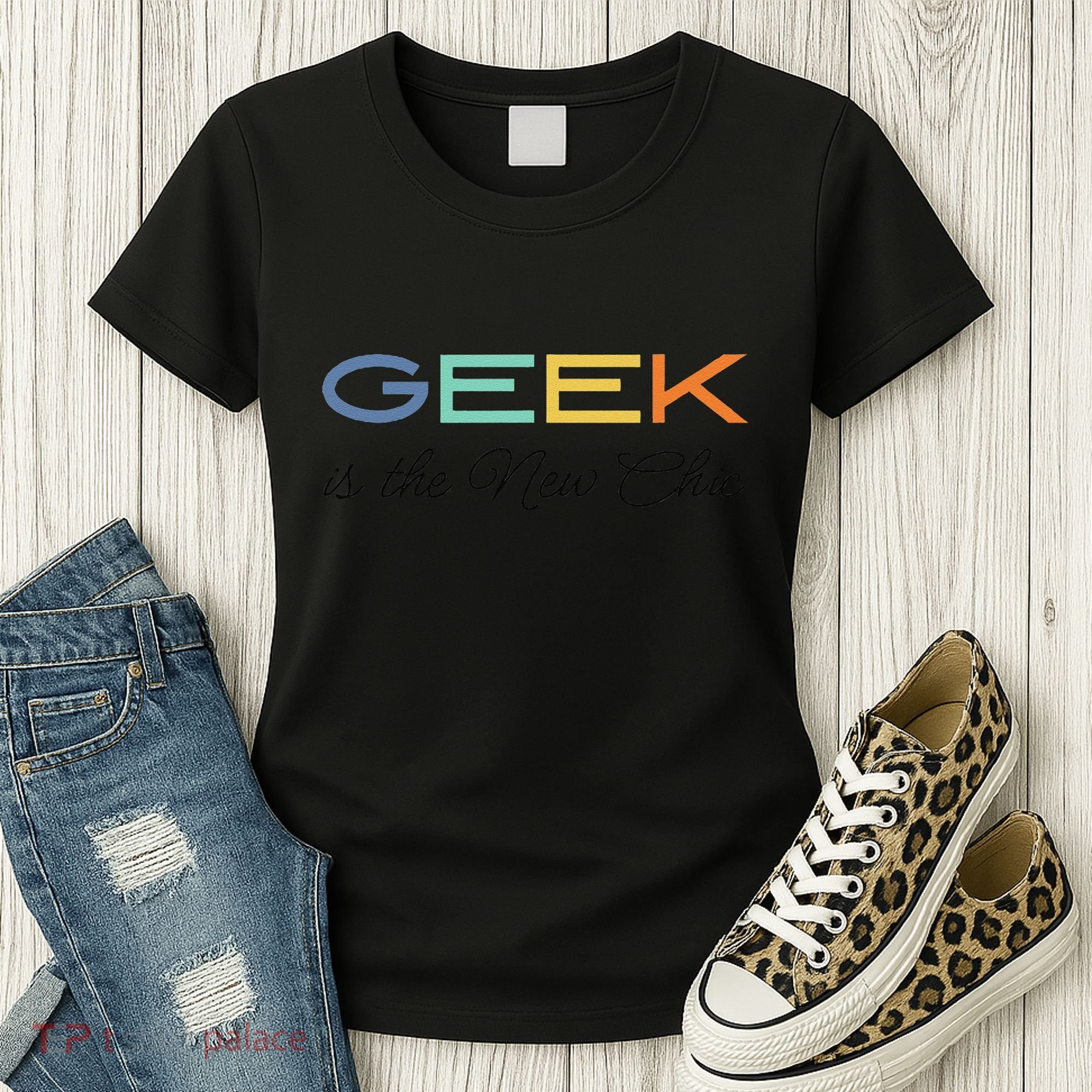 Geek Science Geek Is Chic It Nerd Funny Tech Geeky Stem Women's T-Shirt