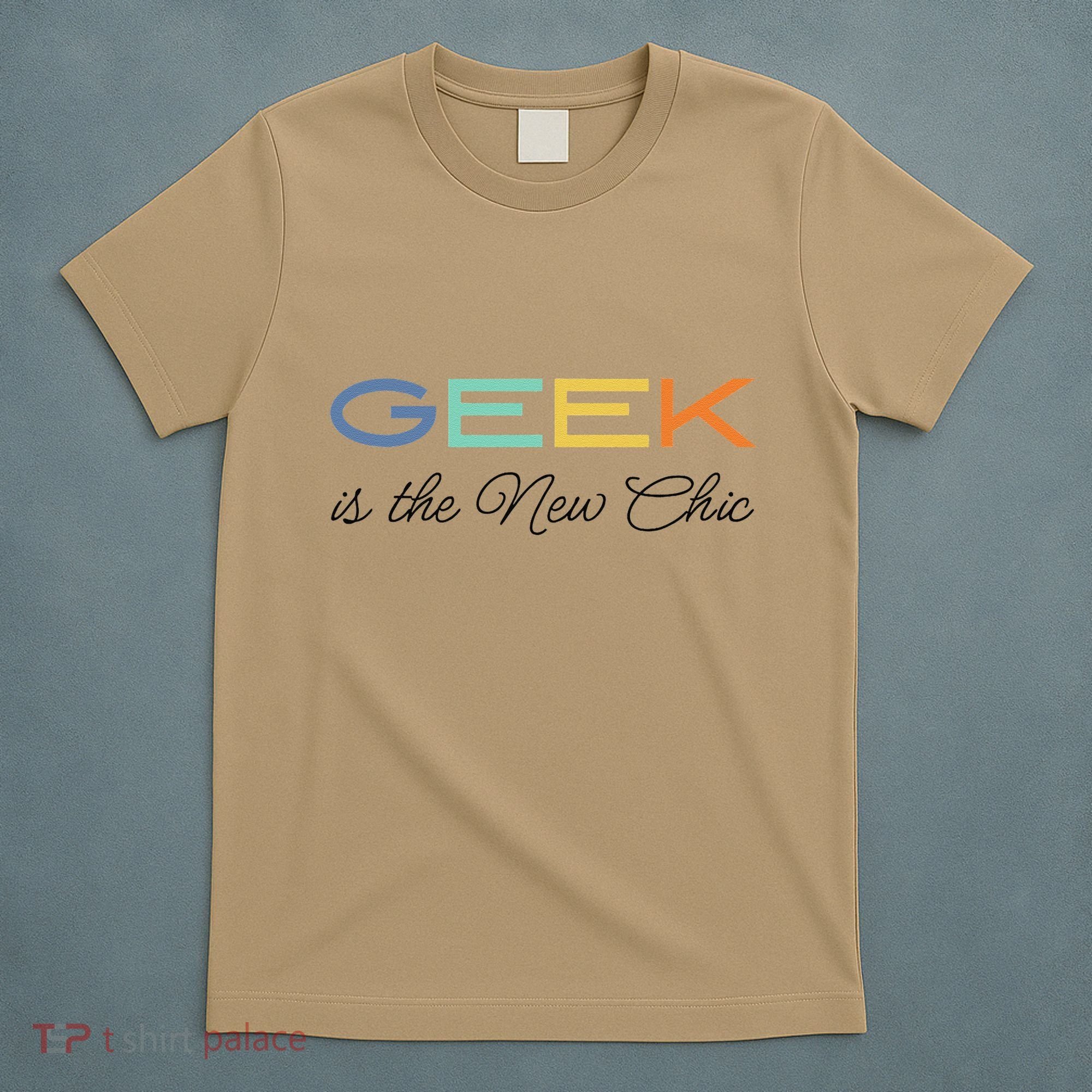 Geek Science Geek Is Chic It Nerd Funny Tech Geeky Stem T-Shirt
