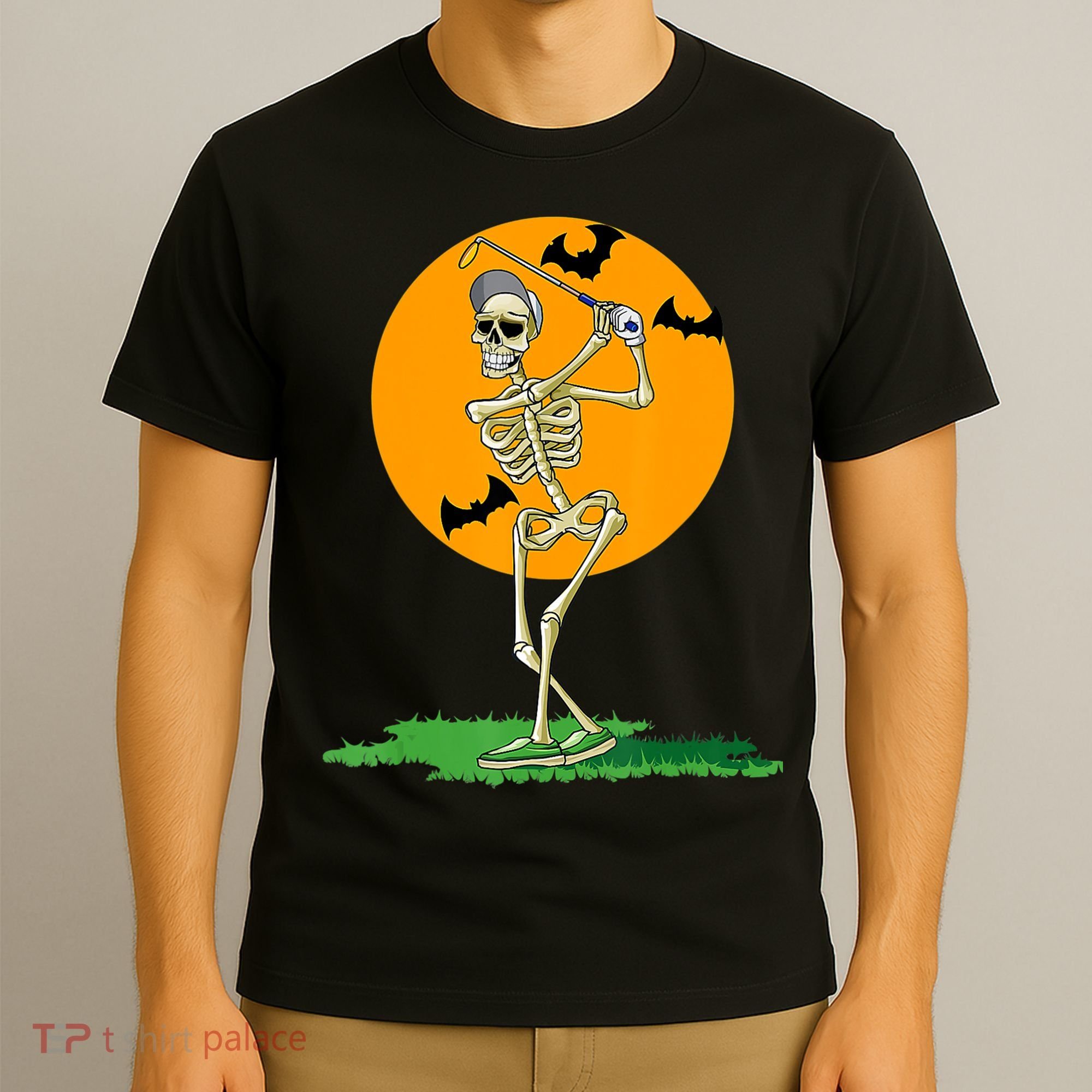 Golfing Skeleton Halloween Golf Halloween Golfer T-Shirt