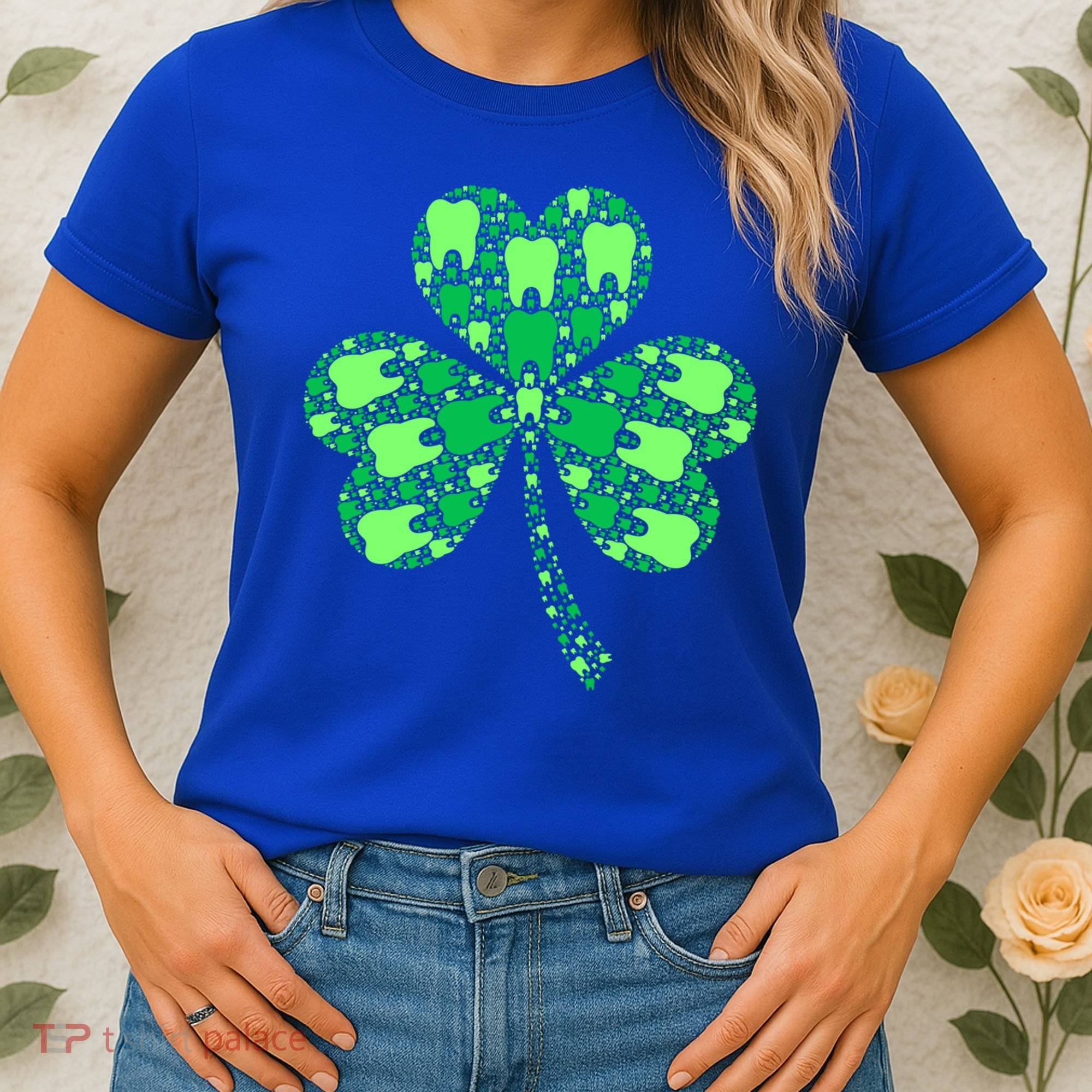 Green Shamrock Irish Dentist Tooth St Patrick's Day Dental Gift Women's T-Shirt