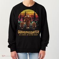 Grandpa Squatch Like A Grandpa Just Way More Squatchy Retro Women's Sweatshirt thumb 0
