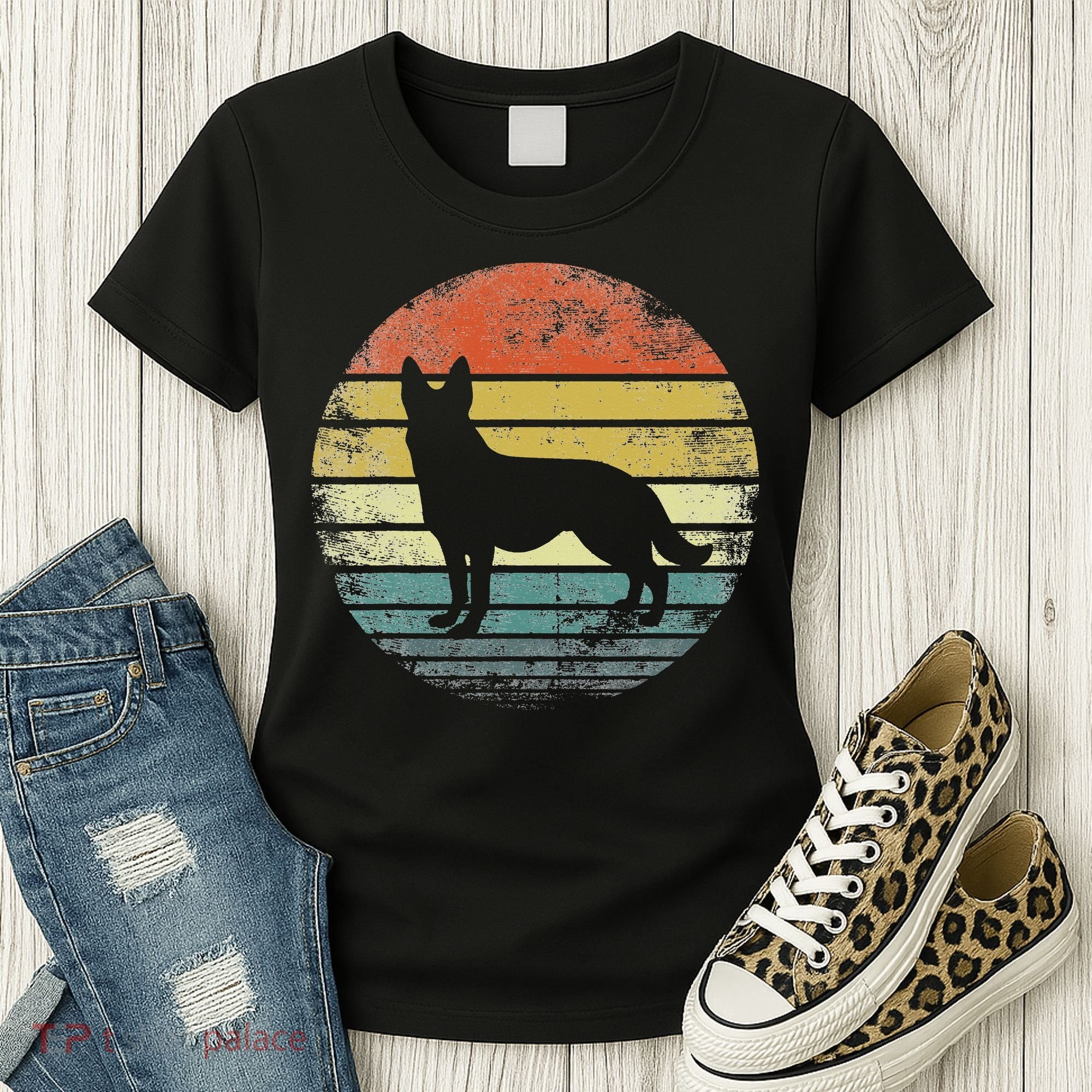 German Shepherd Lover Owner Gift Retro Sunset Dog Women's T-Shirt