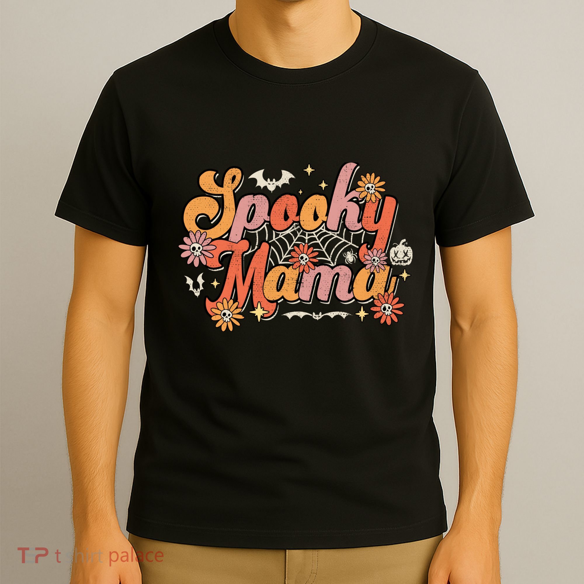 Groovy Spooky Mama Retro Halloween Ghost Witchy Spooky Mom T-Shirt