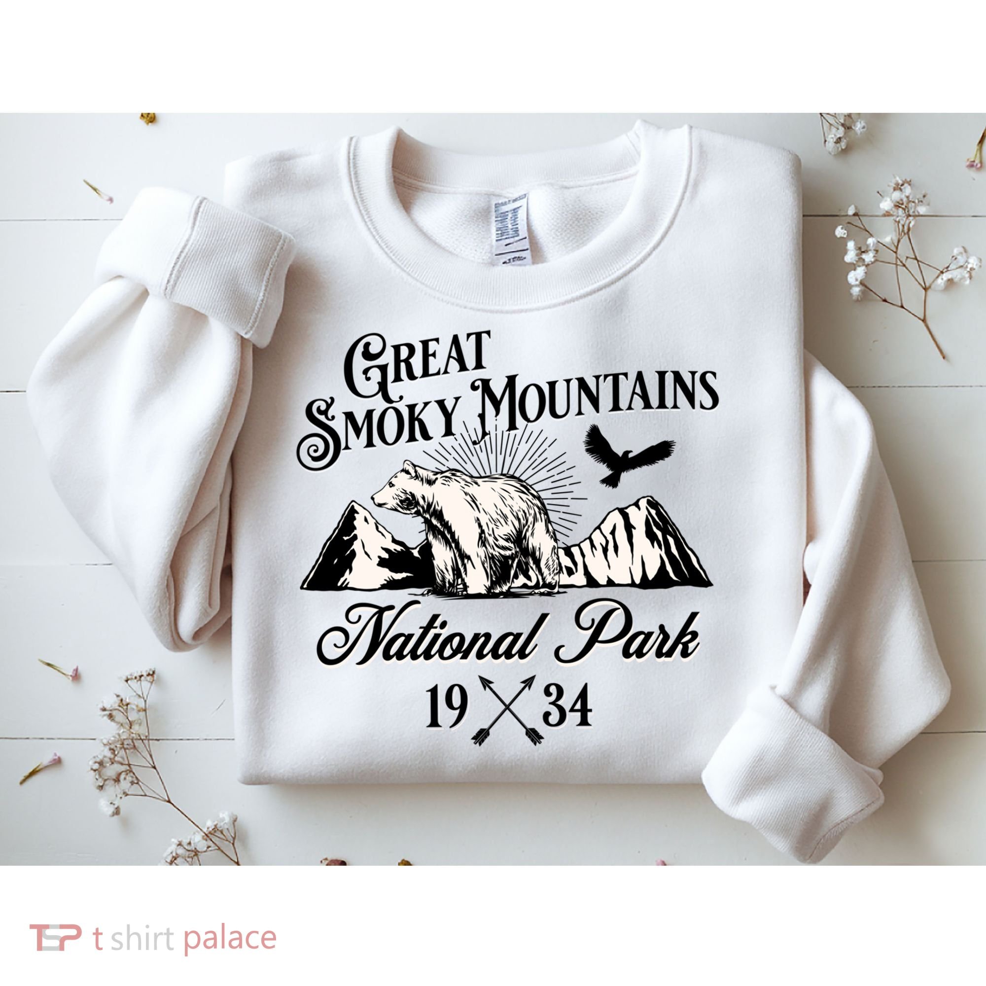 Great Smoky Mountains National Park Tennessee Bear Outdoors Gift Sweatshirt