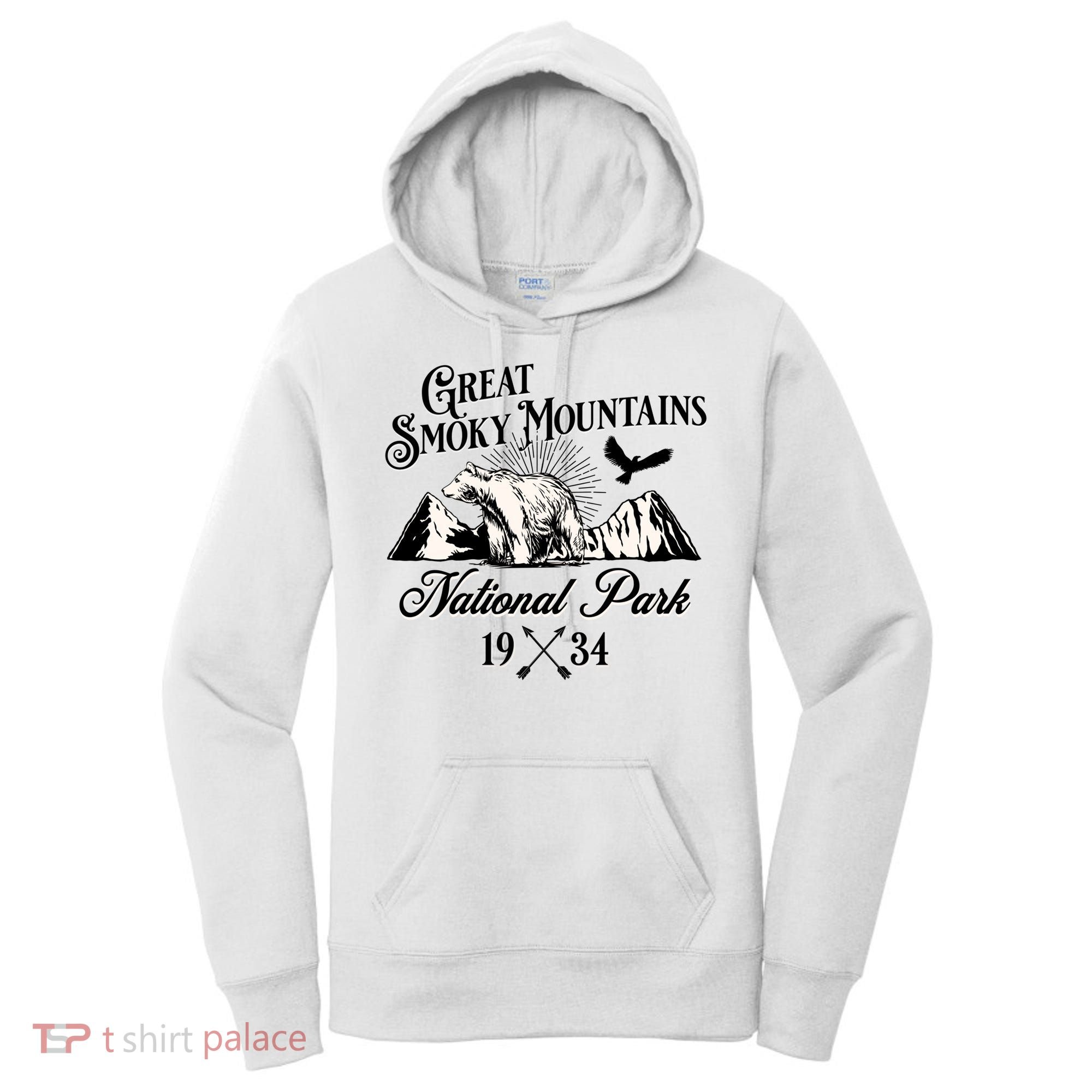 Great Smoky Mountains National Park Tennessee Bear Outdoors Gift Women's Hoodie